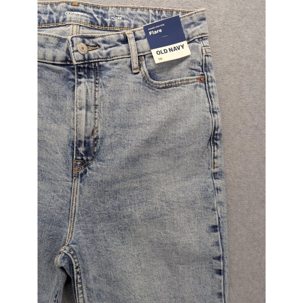Old Navy Higher High-Rise Flare Jeans Womens 10 Blue Light Wash Denim 32x32 - Picture 3 of 16